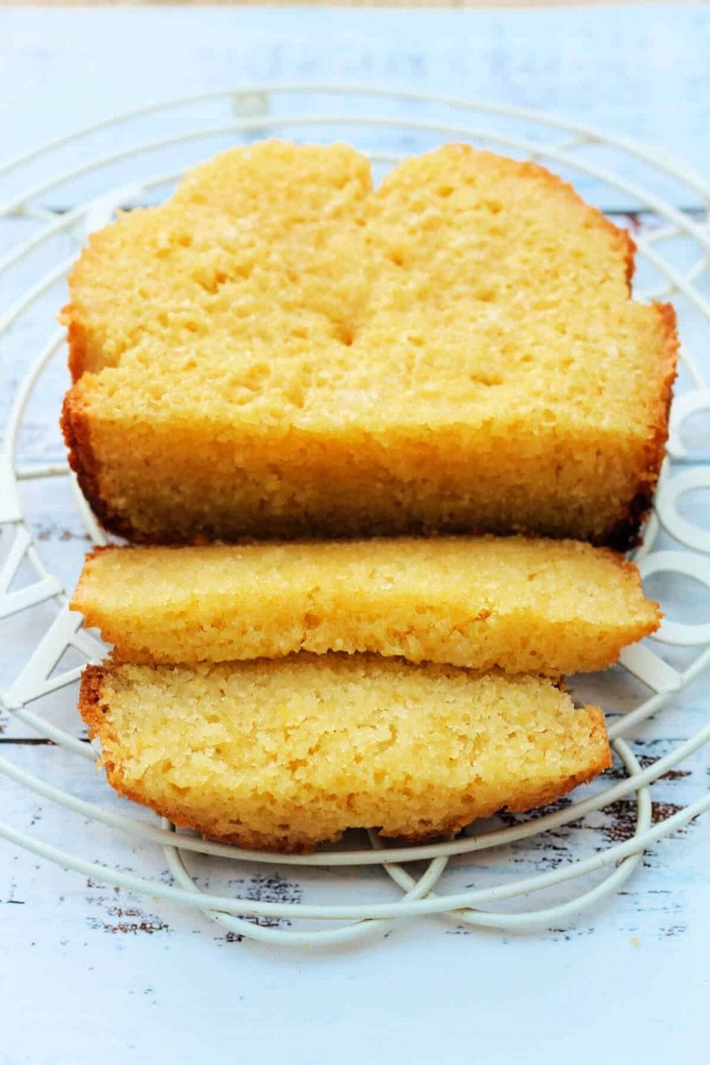 Slow Cooker Lemon Drizzle Cake
